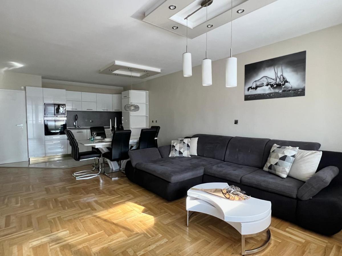 Appartamento Flower House 6 *