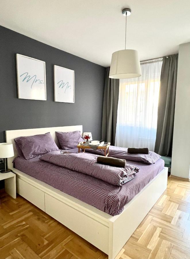 Flower House 6 * Sofia